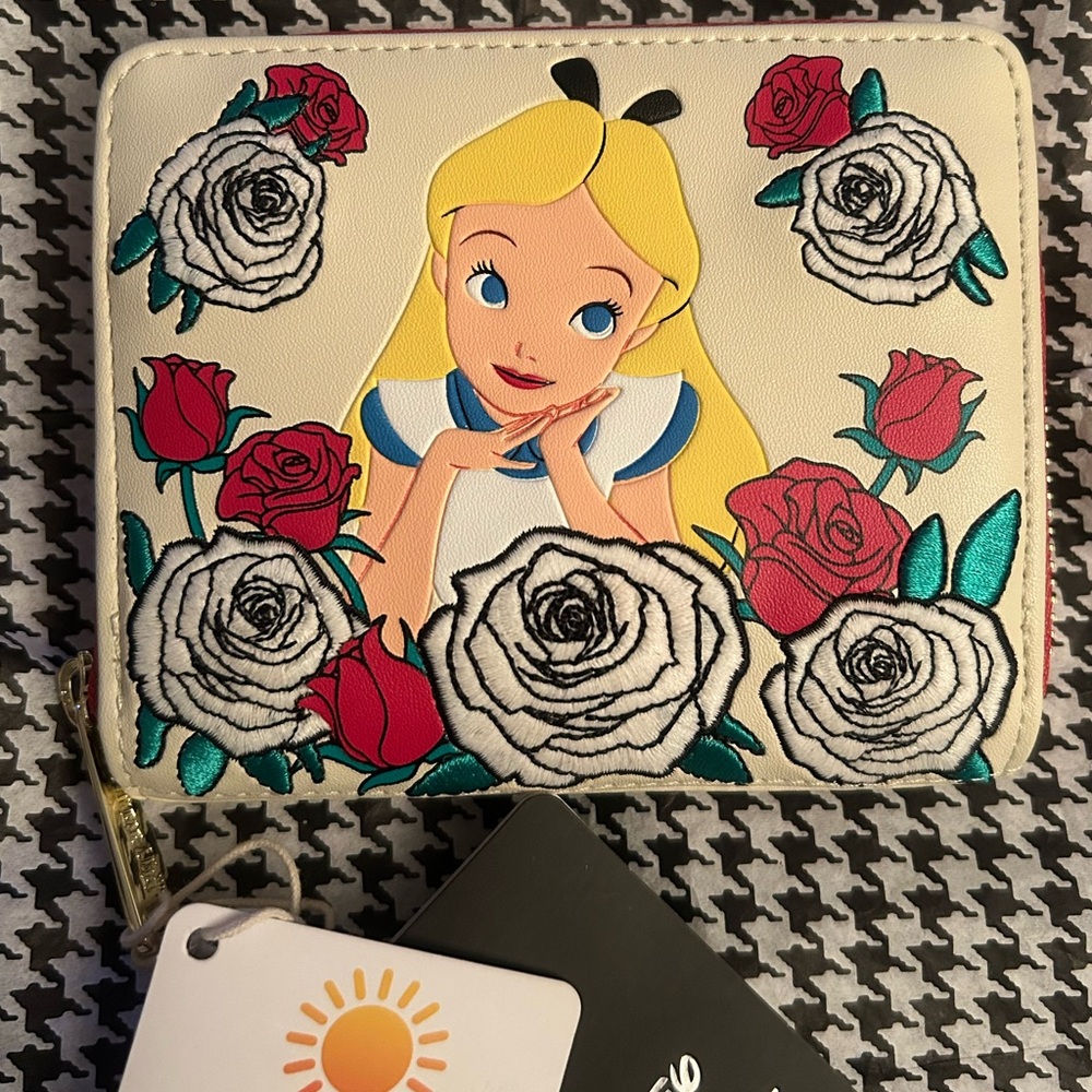 Loungefly Disney Alice in Wonderland Color Changing Roses Zip Wallet - Picture 2 of 9